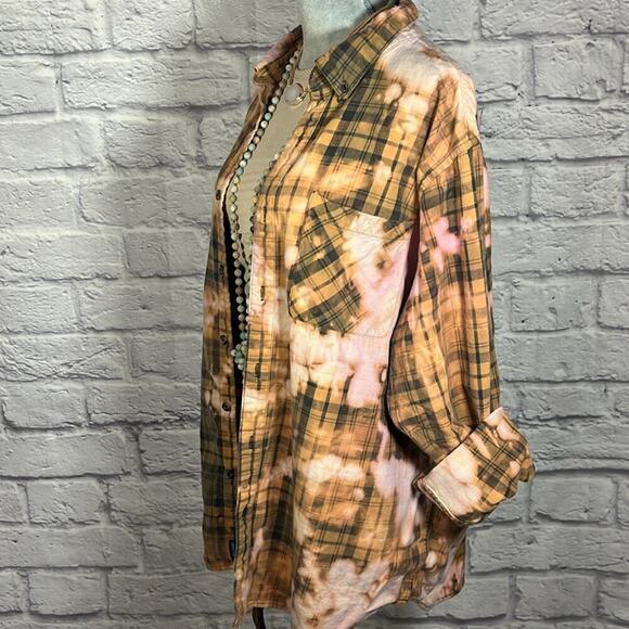Reworked/upcycled flannel shirt - Picture 4 of 7